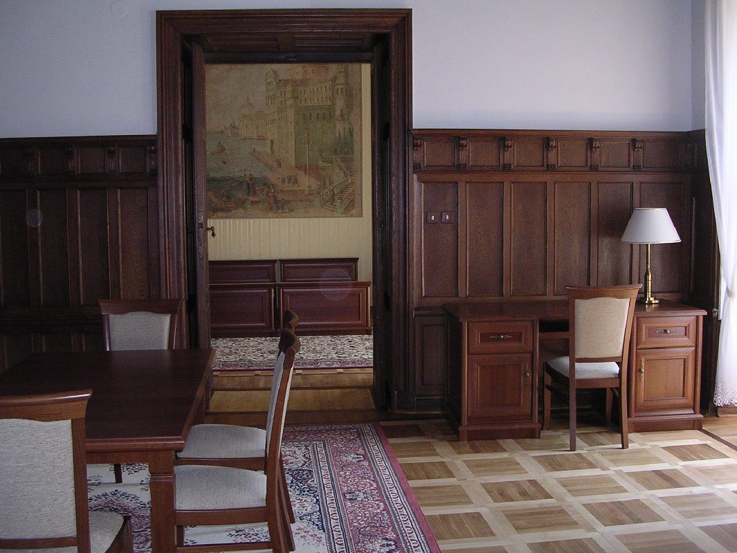 Lnare Castle Royal suite